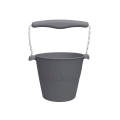 skladane-wiaderko-do-wody-i-piasku-scrunch-bucket-ciemny-szary.jpg