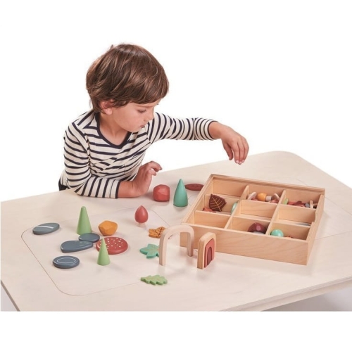 Tender Leaf Toys - Drewniana skrzynka - leśne skarby